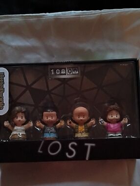 Lost TV Series Collectible Mini Figures - Multicolor Set